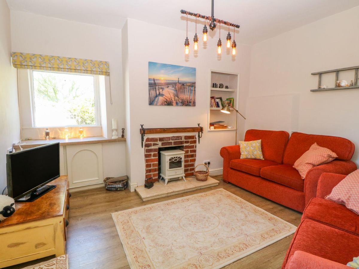 Charming 2 Bed House Near Rhoscolyn Discounts For Villa Holyhead Esterno foto